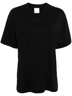 Футболка с логотипом