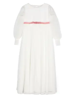 Платье с вышивкой