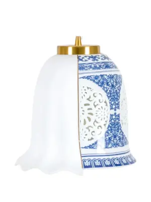 Люстра с цветочным орнаментом Lauvia