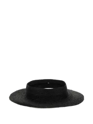 Козырек из рафии