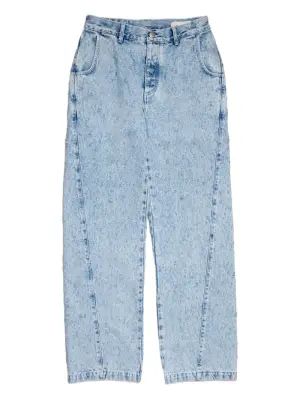 Прямые джинсы