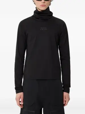 Футболка с высоким воротником и рукавами реглан