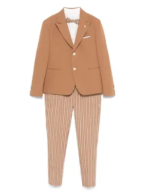 Костюм-тройка в полоску