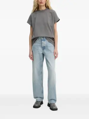 Джинсы с нашивкой-логотипом