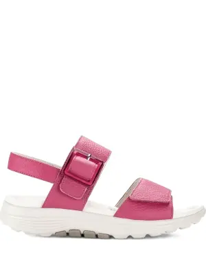 сандалии с пряжками