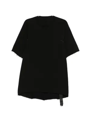 Футболка с необработанными краями