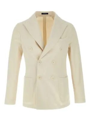 Двубортный пиджак с заостренными лацканами