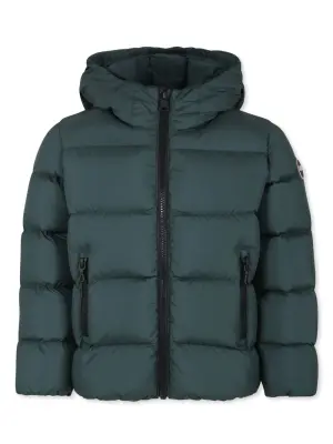 Пуховик с нашивкой-логотипом