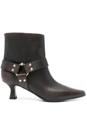 Ботильоны с тисненым логотипом