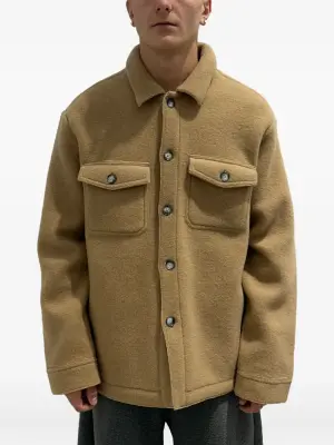 Куртка с накладными карманами на пуговицах