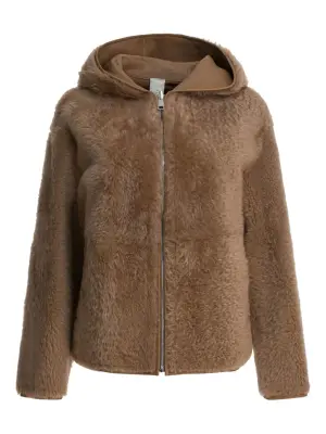 Куртка на молнии с капюшоном