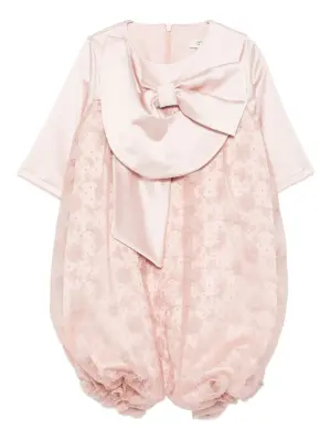 Платье с бантом