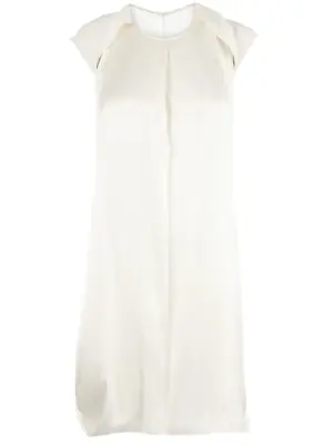 Платье без рукавов в складку