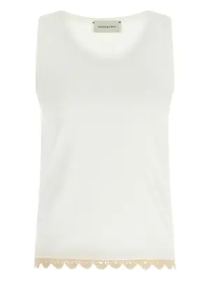 Топ в рубчик с отделкой в технике кроше