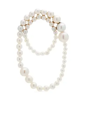 Серьга Embrasse из желтого золота с жемчугом