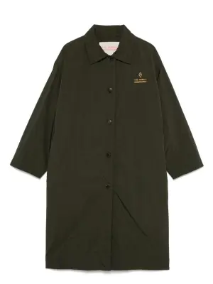 Плащ с логотипом