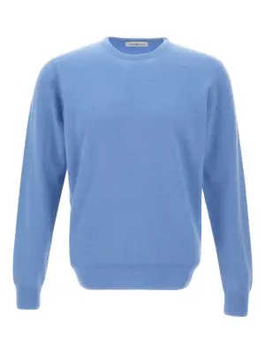 Вязаный свитер с круглым вырезом