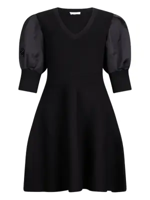 Платье с объемными рукавами