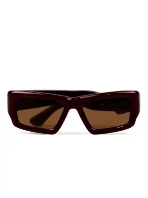 Солнцезащитные очки в квадратной оправе