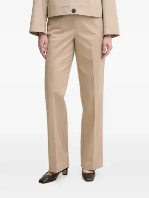 Брюки со складками