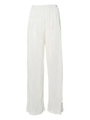 Широкие брюки со складками