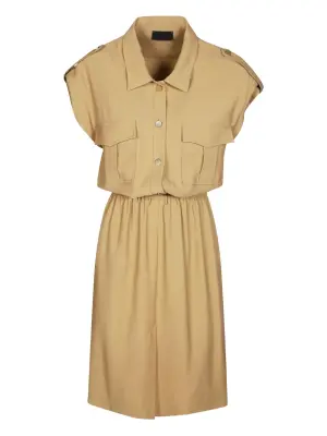 Платье на пуговицах