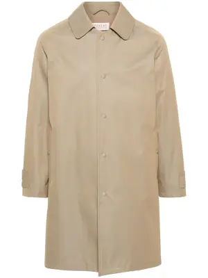 Непромокаемое пальто