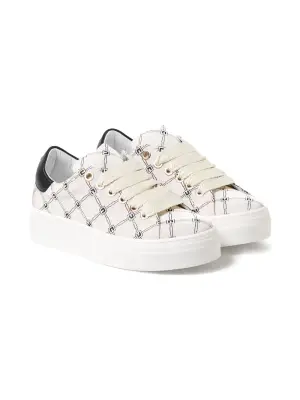 кожаные кроссовки