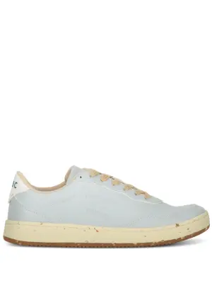 Кроссовки с логотипом