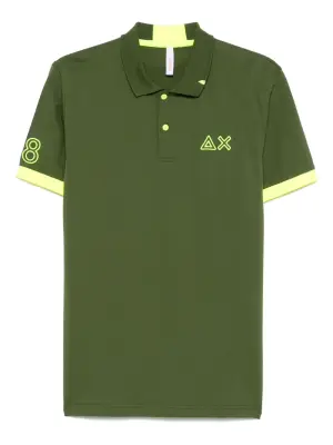 Рубашка поло с вышитым логотипом