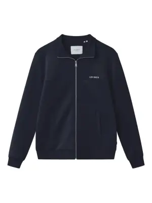 Куртка с вышитым логотипом