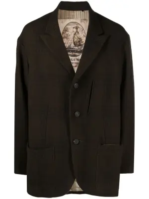 Клетчатый пиджак с заостренными лацканами