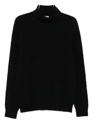 Свитер с высоким воротником