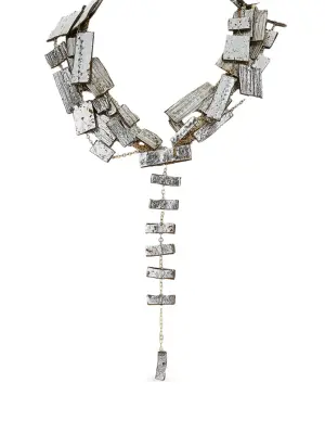 Асимметричное колье