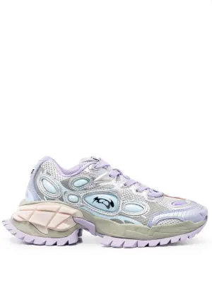 Кроссовки со вставками