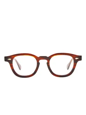 Очки в круглой оправе