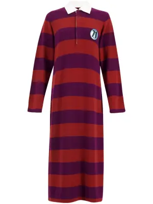 Платье с воротником поло и нашивкой