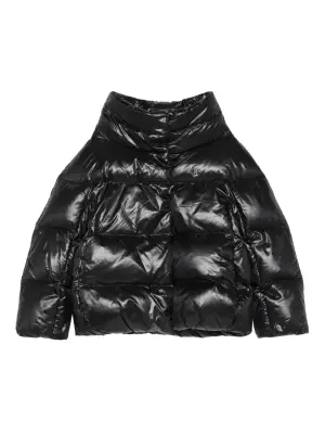 Стеганая куртка с высоким воротником