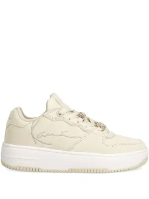 Кроссовки с логотипом