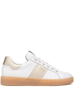 Кожаные кроссовки