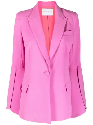 Однобортный блейзер с разрезами на рукавах