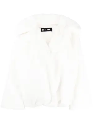 Пальто из искусственного меха