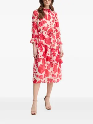 Миди-платье с цветочным принтом и рюшами