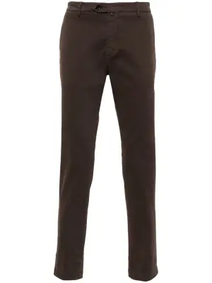 Брюки чинос