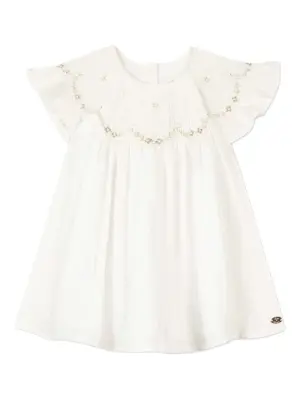 Платье с вышивкой