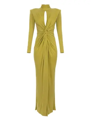 платье с высоким воротником и драпировкой