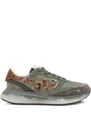 Кроссовки Lauryn