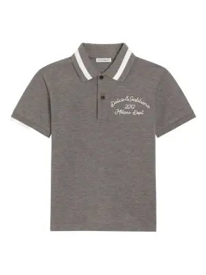 рубашка поло с вышитым логотипом