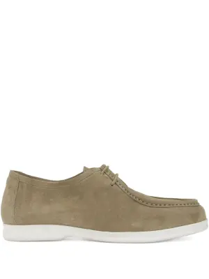 Туфли на шнуровке