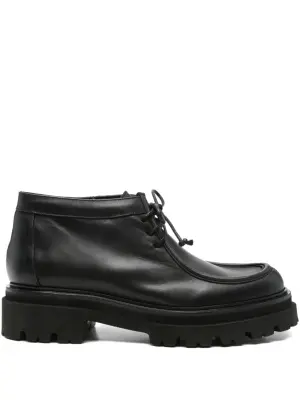 Массивные туфли на шнуровке